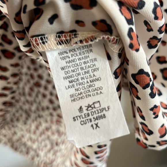 NWT MTS dress swing animal print mini short sleeve plus size v neck - Picture 7 of 7